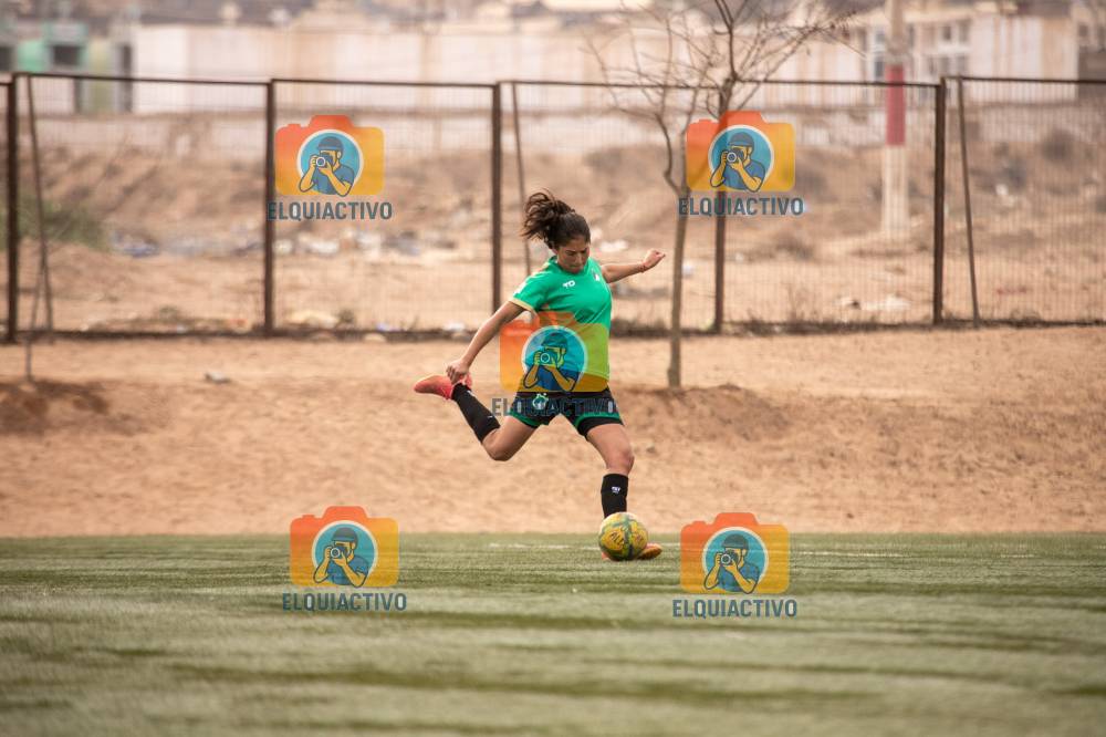 Fotografía del evento Oscar Aldunate Vs Femenina Dominos