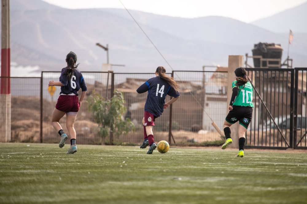 Fotos del evento deportivo Oscar Aldunate Vs Femenina Dominos