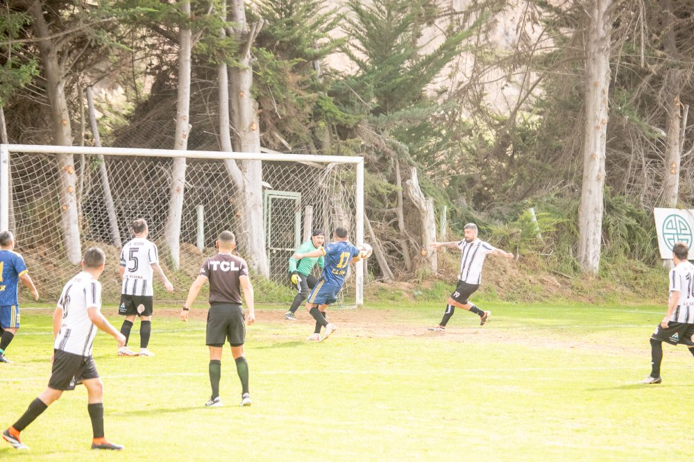 Fotos del evento deportivo Cd Tesoro Vs Cd Sur